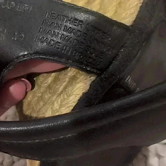 Gianni Bini Black leather Wedge Sandals - Picture 3 of 8